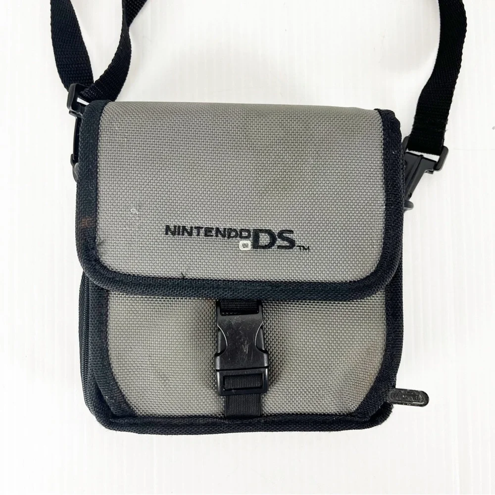 ALS Industries Nintendo DS 9 Gray Video Game Carrying Case Travel Bag Accessory